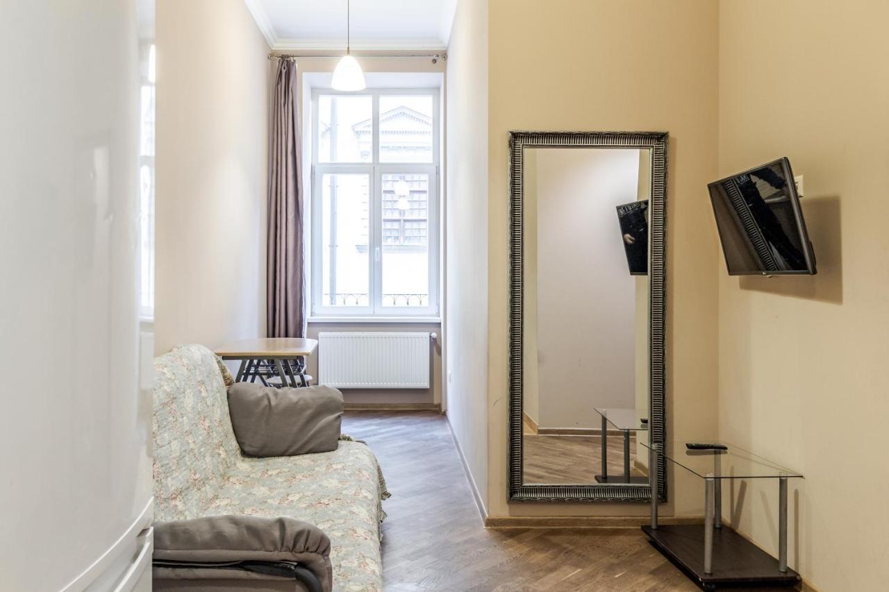 Apartment On Stavropihiiska Street 2 Liov Exterior foto